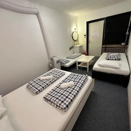 Lovely Center, Shared Bathroom