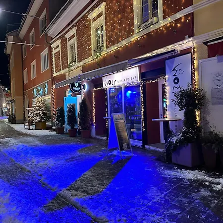 Lovely Center, Shared Bathroom 홈스테이