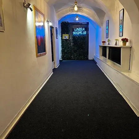 Lovely Center, Shared Bathroom בית אירוח וילאך