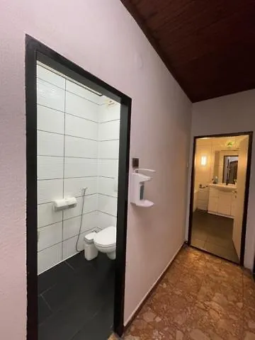 Privatunterkunft Lovely Center, Shared Bathroom