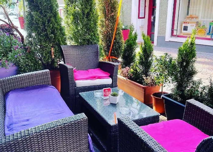 Lovely Center, Shared Bathroom Villach