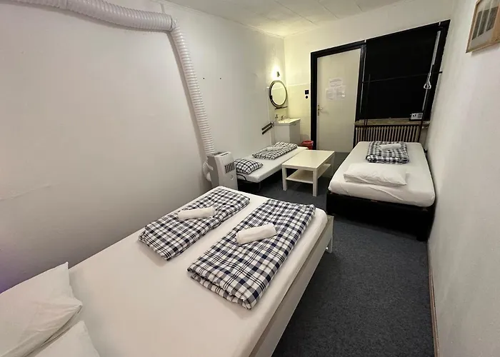 Lovely Center, Shared Bathroom