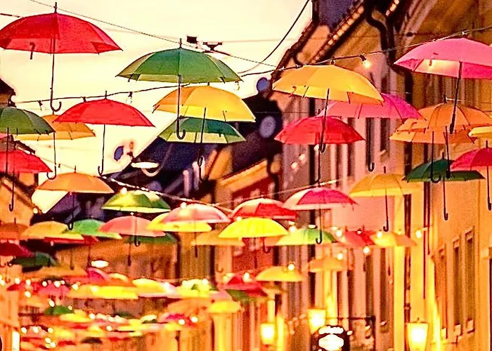 Lovely Center, Shared Bathroom Villach