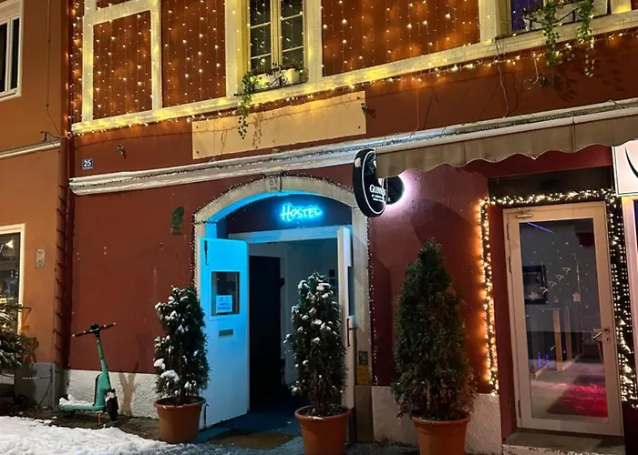 Lovely Center, Shared Bathroom Villach