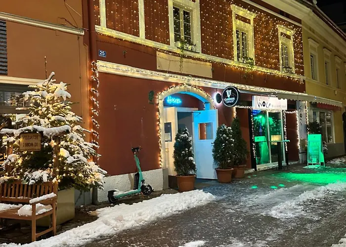 Lovely Center, Shared Bathroom