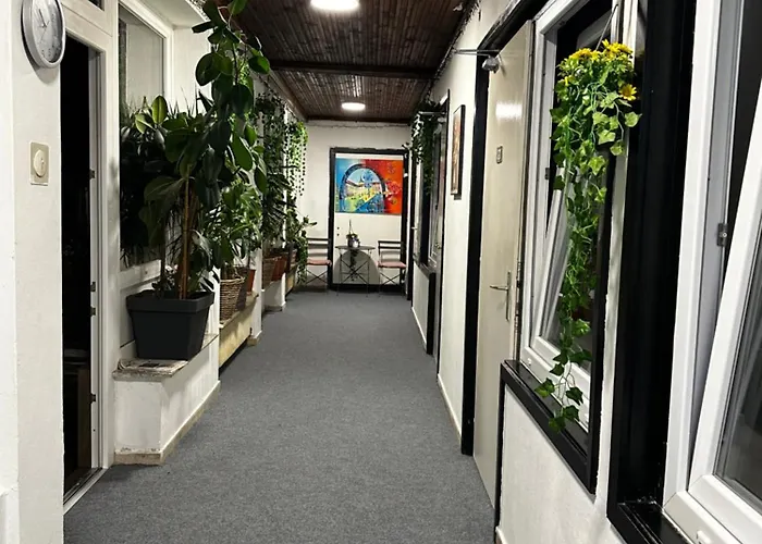 Kwatera prywatna Lovely Center, Shared Bathroom *